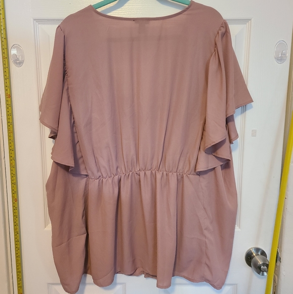 NWOT Torrid Dusty Pink, Flowy Button-up Size 4 - Picture 5 of 10